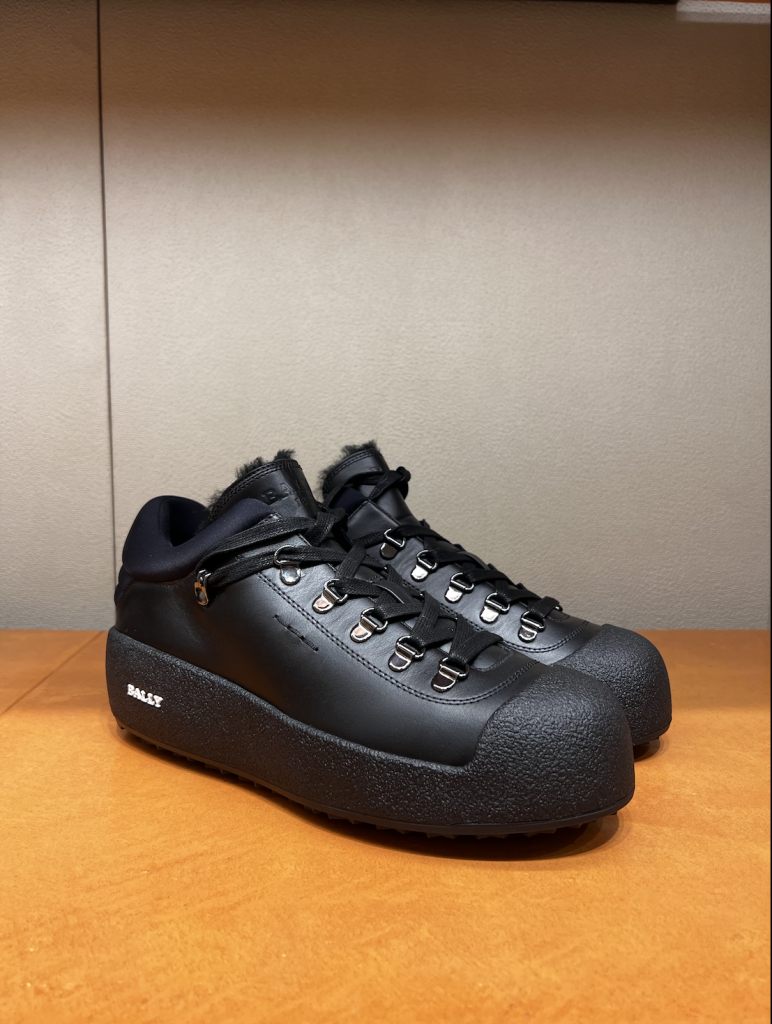 Снимок экрана 2023-11-09 в 18.02.11.png