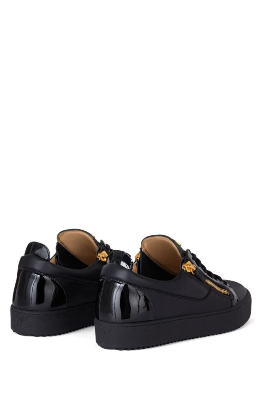 Кроссовки RU00010003