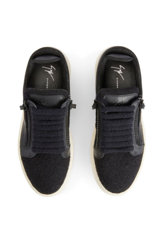 Кроссовки RU40026002