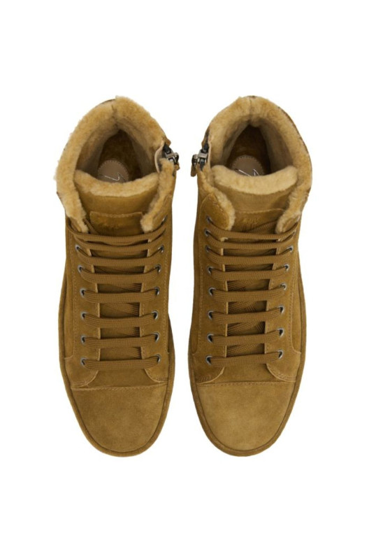 Кроссовки RU40000001